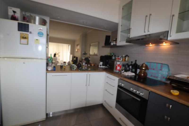 To Let 2 Bedroom Property for Rent in Sea Point Western Cape